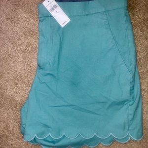 Banana Republic 5” shorts. NWT sz 12
